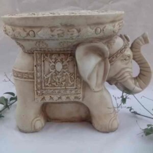 50-Mesa elefante baja chica